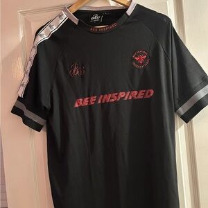 Bee Inspired Black and Red Short Sleeve Tee